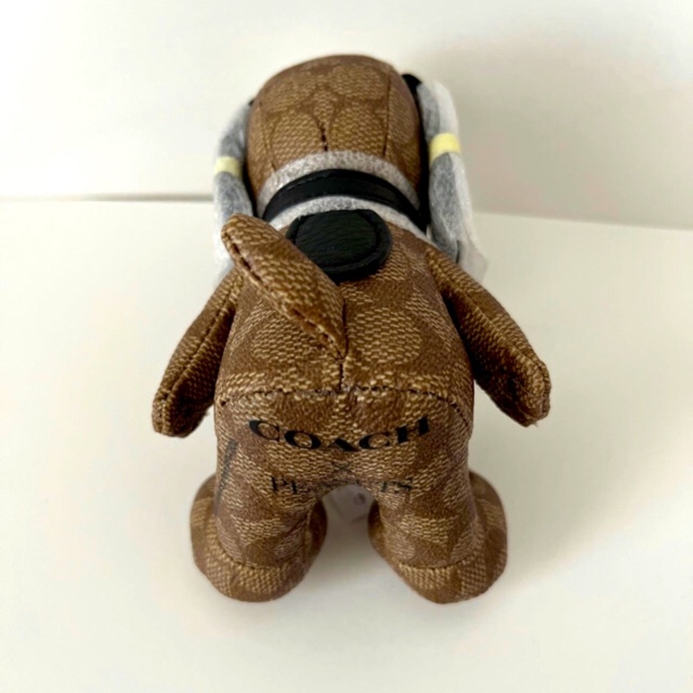 Last one！ New Coach X Peanuts Snoopy Collectible Bag Charms - Picture 4 of 5